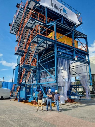 InterHop – raw material receiving hopper.